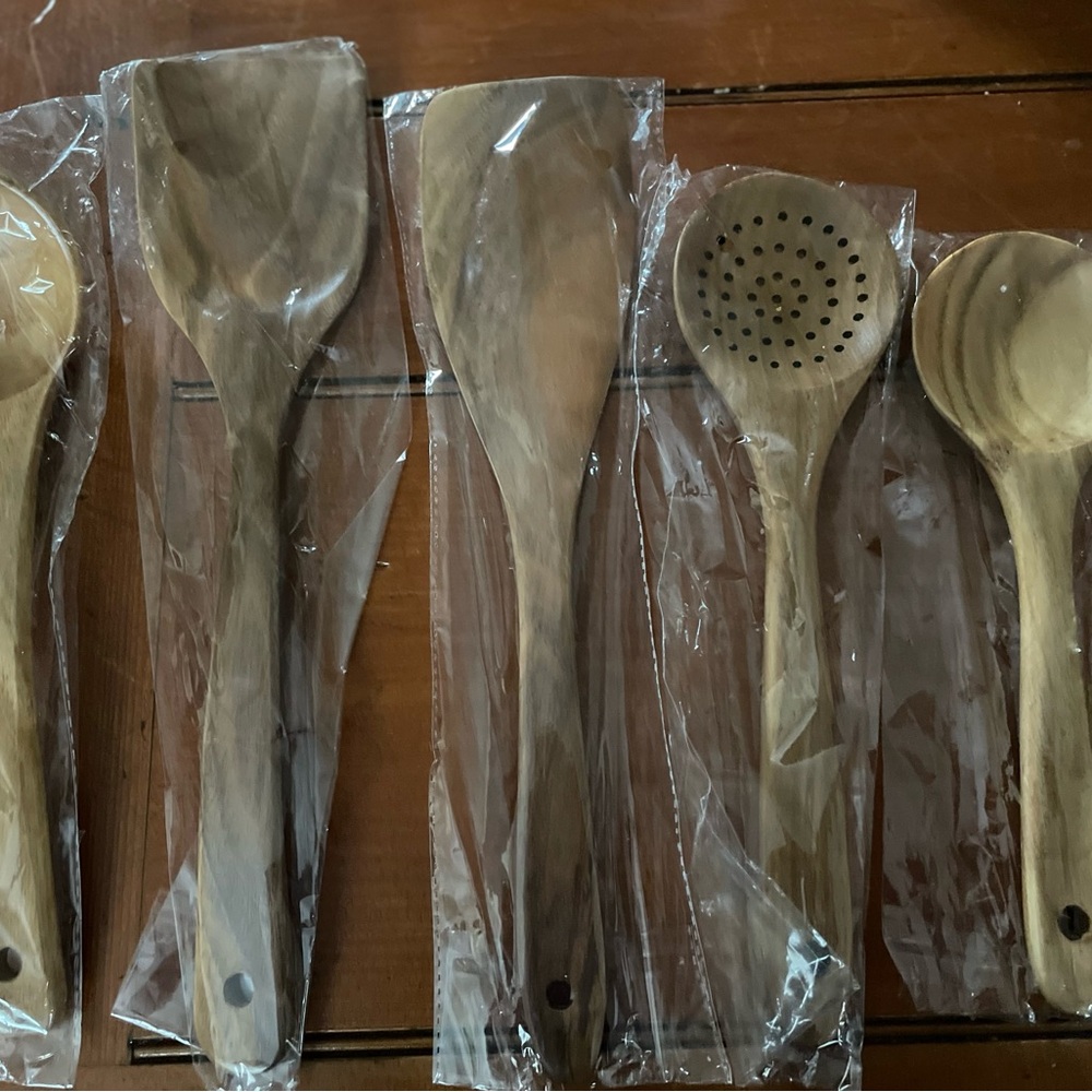 Brown Wooden Serving Utensils Set for Dining